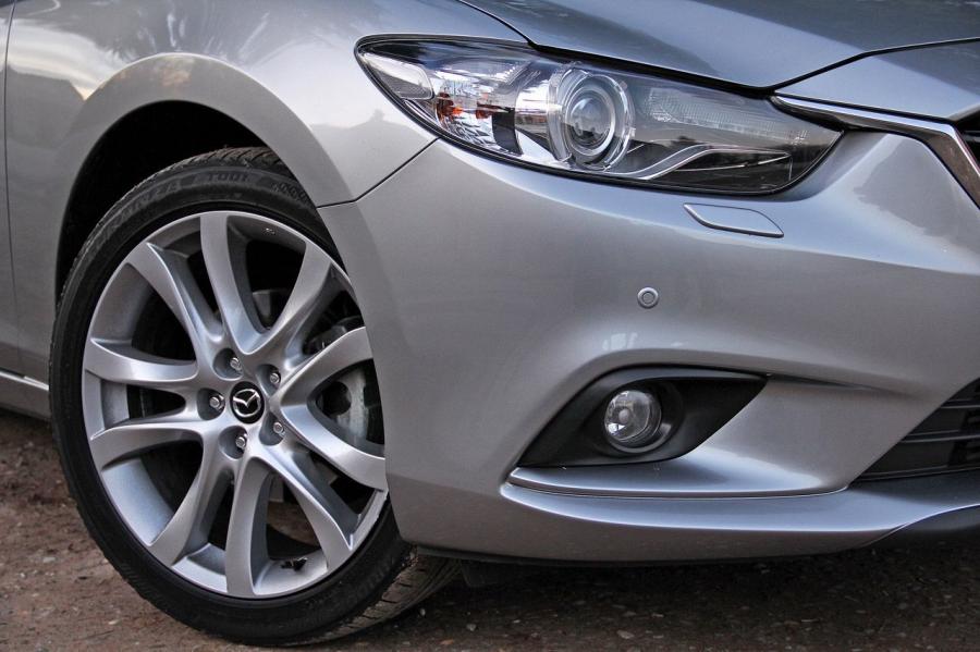  Mazda6 SkyActiv-D Wagon 2014 года  (фото 7 из 14)
